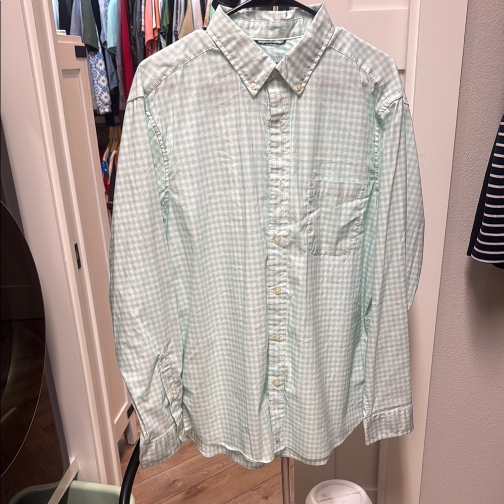 Vineyard Vines Green Casual Button Down Shirt
